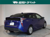 色はきれいなダークブルーマイカメタリックです。
