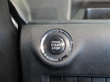 スマートキー装備車なので、キーを取り出さなくてもエンジン始動が可能です。