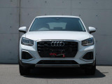一目でAudiだと分かる特色を持つフロントマスク。