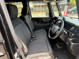 運転席の画像です。