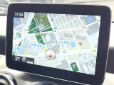●純正ナビ:一体感のあるナビは、高級感ある車内を演出してくれます。オーディオ機能も充実しておりますので、運転もより楽しめます♪
