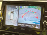 【アラウンドビューモニター】専用のカメラにより、上から見下ろしたような視点で360度クルマの周囲を確認することができます☆死角部分も確認しやすく、狭い場所での切り返しや駐車もスムーズに行えます。