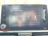 ●Apple Car Play:スマホとの有線接続で、ナビ・オーディオ再生などスマホのアプリ機能が画面でも使える便利機能です!