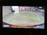 バックガイドモニターで、後方を確認しながら安心して駐車することができます。運転初心者も熟練者も必須の機能ですよ!