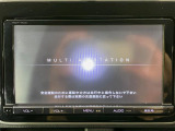【大画面ナビ】人気の大型9インチナビを装備。存在感のある大画面はインパクト大!ナビ利用時のマップ表示は見やすく、テレビやDVDは臨場感がアップ!いつものドライブがグッと楽しくなります♪
