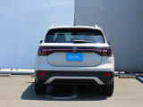 パークディスタンス付きでバックをサポート・バックフォグランプ付きで霧中運転での後突を防止。