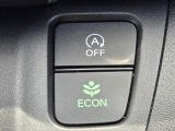 ワンタッチで省燃費走行をサポートするECONスイッチを装備。