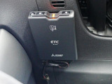 ETC車載器搭載です。スマートICも増えてきており、必須装備といって良い便利装備です。