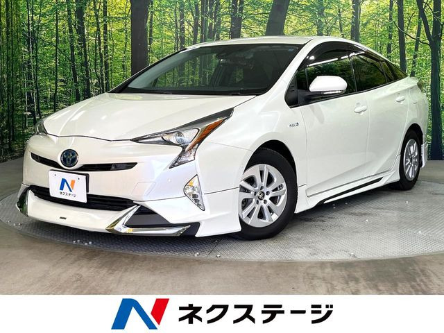 プリウス 1.8 S セーフティ プラス （DAA-ZVW50）