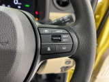 Hondaセンシングの機能のひとつ、アダプティブクルーズコントロール付!アクセルから足を離しても設定したスピードと前車との車間を保ち走行してくれます!車線維持もアシスト☆高速道路で疲労軽減ですね☆