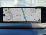 マツダコネクトの10.25インチワイドセンターディスプレイです。『Android Auto』『Apple CarPlay』や独自のコネクテッドサービスに対応したインターフェイスシステムです。