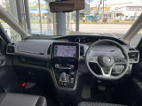 視界も広く見切りも良好で運転しやすいですよ。フロントガラスとフロントドアガラスは紫外線を約99%もカットしてくれます。