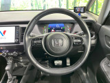 【ステアリングスイッチ】運転中、前方から目線をそらすことなく、オーディオ等の操作が可能な便利機能!安心&快適なドライブを演出してくれます♪