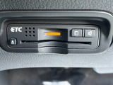 【ETC】ETC付きです!高速道路料金所での小銭の出し入れや雨天時における窓の開け閉めなどの煩わしさが解消できます。料金所の通過もスムーズで快適ですよ♪