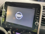 【純正9型ナビ】人気の純正ナビを装備しております。ナビの使いやすさはもちろん、オーディオ機能も充実!キャンプや旅行はもちろん、通勤や買い物など普段のドライブも楽しくなるはず♪