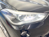 ●LEDヘッドライト:夜間走行時も良好な視界を確保し安心して運転できる高輝度LEDヘッドライトを装備!点灯速度が早く、消費電力も抑えられています。
