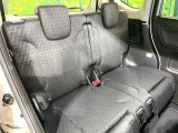 高品質なオリジナルフロアマットもオプションにてご用意しております。お好きなデザインやカラーをお車に合わせて選んでいただくことができます♪