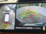 【パノラマモニター】専用のカメラにより、上から見下ろしたような視点で360度クルマの周囲を確認することができます☆死角部分も確認しやすく、狭い場所での切り返しや駐車もスムーズに行えます。