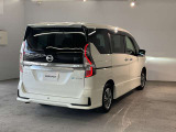 セレナ 1.2 e-POWER ハイウェイスターV 