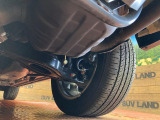 お車を安心してお乗りいただく為には、足回りの定期点検が欠かせません。サービスサポート(有償保証)では無料点検もご提供しており、安心のカーライフをお過ごしいただけるサポート体制が整っています。