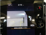 ■ドライバーから死角になりがちな左前方(助手席側)の映像を車内の11.6インチディスプレイに表示致します。ドライバーの死角となりやすい車体左側を確認できるので、狭い道で威力を発揮します。