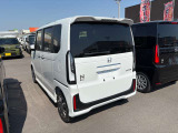 ☆お車についた傷やヘコミ、事故の修理もハヤシにお任せください。自社鈑金工場で修理ができますの安心です☆