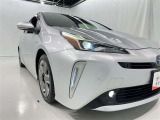 フォグランプ装着車です。暗い夜道の車両前方を明るく照らします