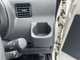 ドリンクホルダーついてます