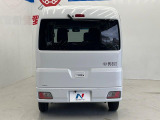 安心の最長10年・走行無制限保証(有償)をご用意。保証内容も充実はもちろん、無料点検&オイル交換や、年中無休の全国・24時間ロードサービスも付帯されておりますのでご安心下さい。