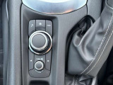 運転しながらでも手元を見ずに操作可能なマツダコネクトの操作ダイアルです!