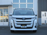 【こだわりの仕上げ】当店の展示車両は全てプロのクリーニング専門スタッフの手で、気持ちよくお乗りいただけるように仕上げております。細部までこだわって仕上げた展示車両をぜひご覧ください。