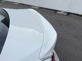 【新品TRDトランクスポイラー】スポーツカーらしさがグッと引き立つ大型リヤスポイラーを装着♪高速走行時のスタビリティ(走行安定性)向上に役立ちます。