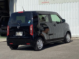 バックカメラが付いているのでバックでの車庫入れも安心です。