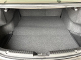 普段のお買い物や通勤、送迎等に十分な荷室スペースを確保しております。