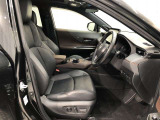 【運転席・助手席】です!実際お座りいただくのが分かりやすいと思いますので、ぜひお気軽にご来店ください♪状態もいいですよ☆
