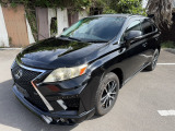 迫力のエアロを纏った人気のSUV。レクサスRXの入庫です。