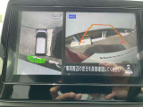 アラウンドビューモニター装備☆上から見たような画面で車庫入れも縦列駐車も安心です♪
