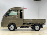 当店では、国家資格を持った整備スタッフがあなたのお車をしっかりサポート!!アフターメンテナンスもすべてお任せ下さい☆