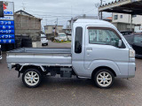 展示車両の他にもお探しの車も注文販売にて対応させて頂きます。詳しくはスタッフまでお尋ね下さい!