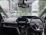 窓ガラスが大きく車両感覚も掴みやすいお車ですので安心してお乗りいただけます。