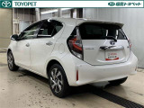 「中古車ハイブリッド保証」付き。ハイブリッド機構を無償で保証します。保証期間は、初度登録年月から10年目まで、またはロングラン保証が終わってから3年間。ただし累計走行距離が20万km以内です。