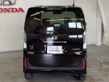 購入後も自社指定整備工場完備でお客様の愛車をしっかりサポート致します!御納車時には安全かつ安心してお乗り頂けるようホンダ専門知識を持つ整備スタッフが点検・整備・装備も説明をしてお渡ししております。