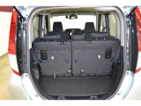当社の九州運輸局指定工場にて、納車前点検整備致します。 点検項目数は100項目に及び、安心の状態でお客様にお届けいたします!買ってからも安心のカーライフを提供します。