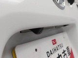 バックの苦手な初心者や女性にうれしいバックモニター 運転席の死角になる真後ろが確認できます。 (^^♪