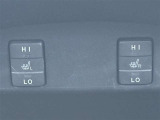 ★シートヒーター★運転席・助手席に装備!座面と背もたれを素早く温めます!