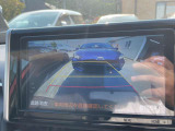 〔バックカメラ〕ナビゲーションにこのように映ります。見えずらい真後ろもこれで安心ですよ!