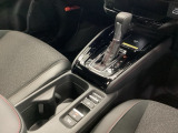 使いやすい位置のオートマシフトレバーです。