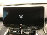 【12.3インチワイドナビ】高級感とインパクトのある大型ワイドナビを装備。各種オーディオ操作はもちろん、横長ワイド画面でのマップ2分割表示など、利便性も高いナビです♪