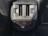 車両の詳細、ご質問につきましては、弊社営業スタッフまでお気軽にご連絡下さいませ。遠方のお客様には実車の詳細画像送信も承ります。お客様からのお問合せをお待ち致しております。無料ダイヤル 0078-6002-028023