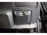 EТC2.0はビルトインカバーですっきり収納☆ご納車前の再セットアップ承っていますので、すぐにスムーズに高速道路に乗れます!